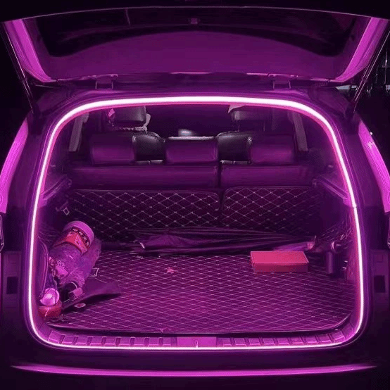 Dynamiczna listwa LED do bagażnika z efektem płynięcia